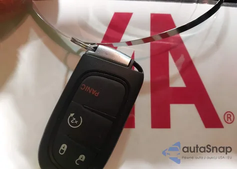 2014 Jeep Cherokee Limited z USA, uszkodzony, nr VIN 1C4PJLDS7EW314256